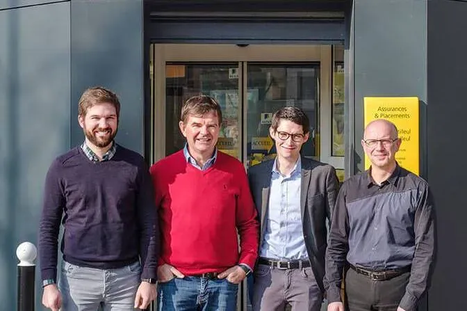 Assurance professionnels près de Linselles 
